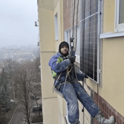 Монтаж та демонтаж сонячних панелей в дніпрі